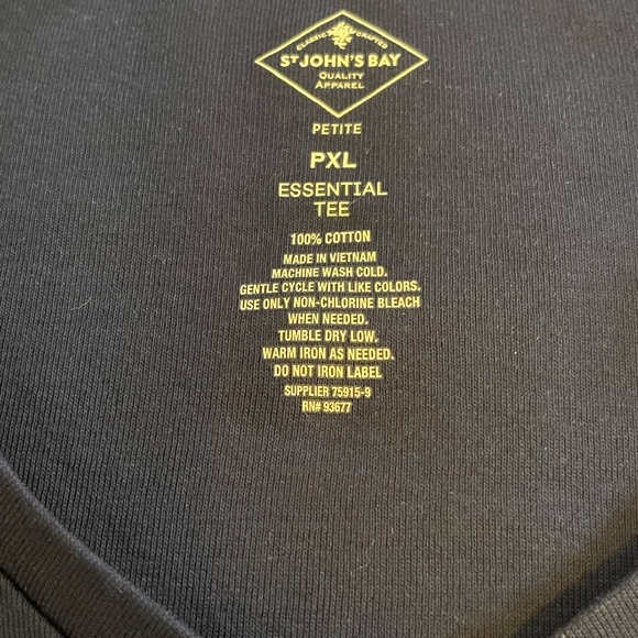 3/4 Slv Navy Blue Tee  NWT Petite XL. Would make a perfect bundle with the gold - Picture 4 of 5